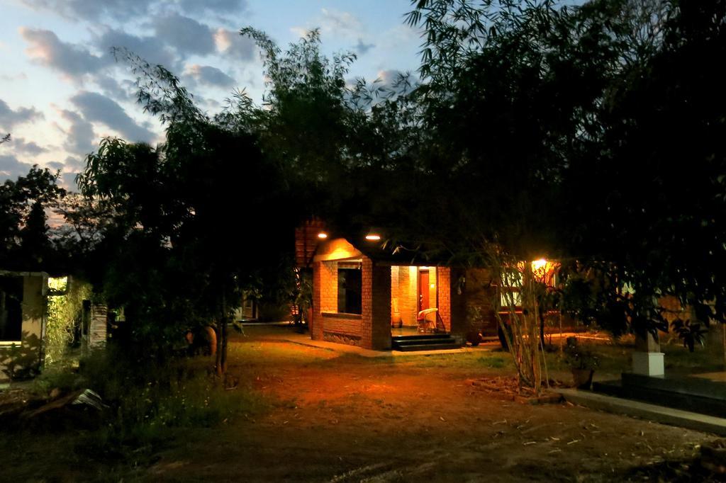 Thrissur Clayfingers Art Cottage מראה חיצוני תמונה